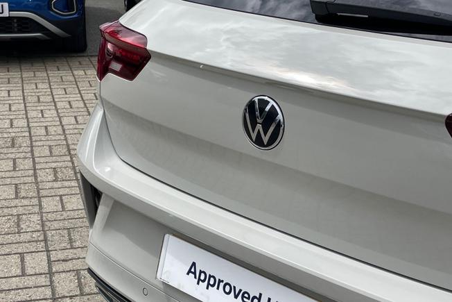VOLKSWAGEN T-Roc Photo 21