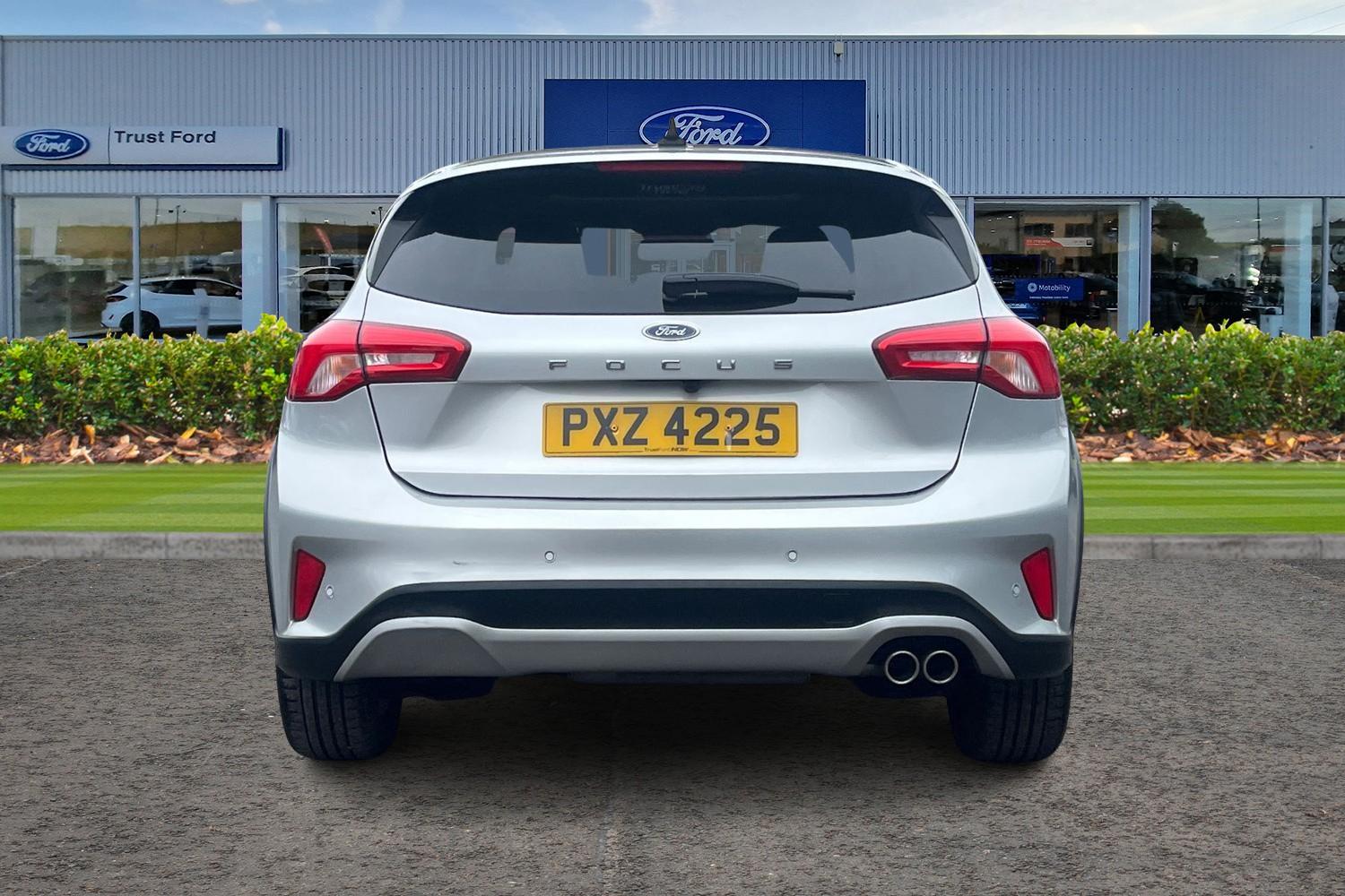 Ford FOCUS Photo 6