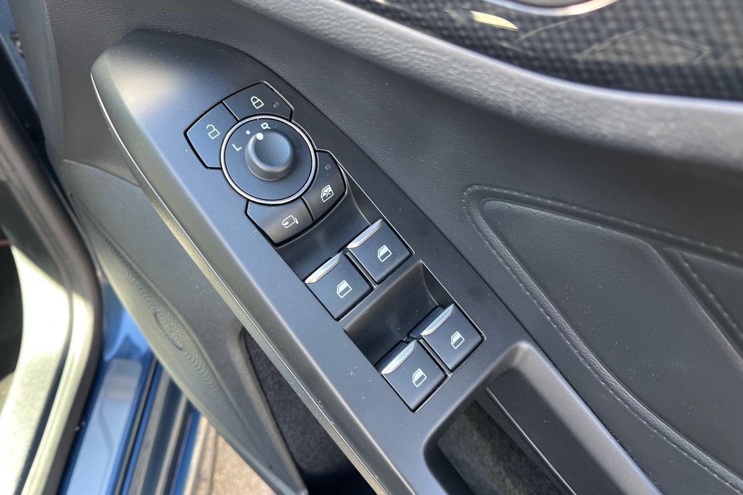 Ford Focus Photo 15