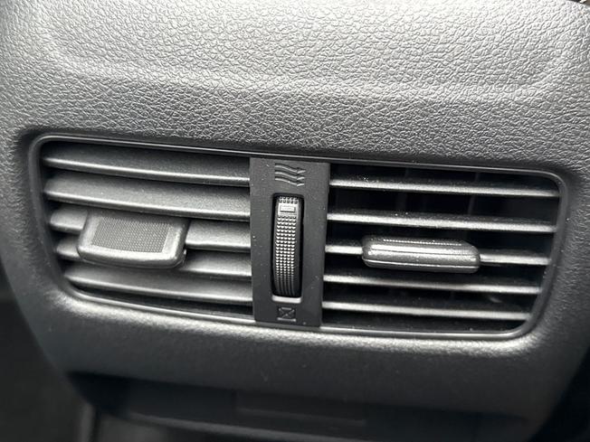 NISSAN Qashqai Photo 40