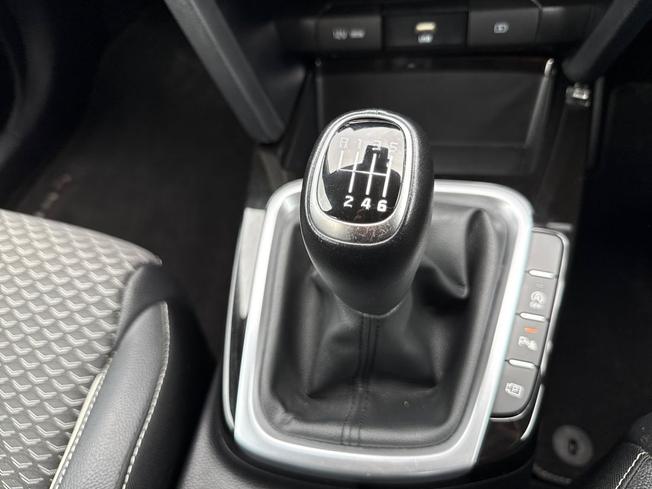 KIA Ceed Photo 32