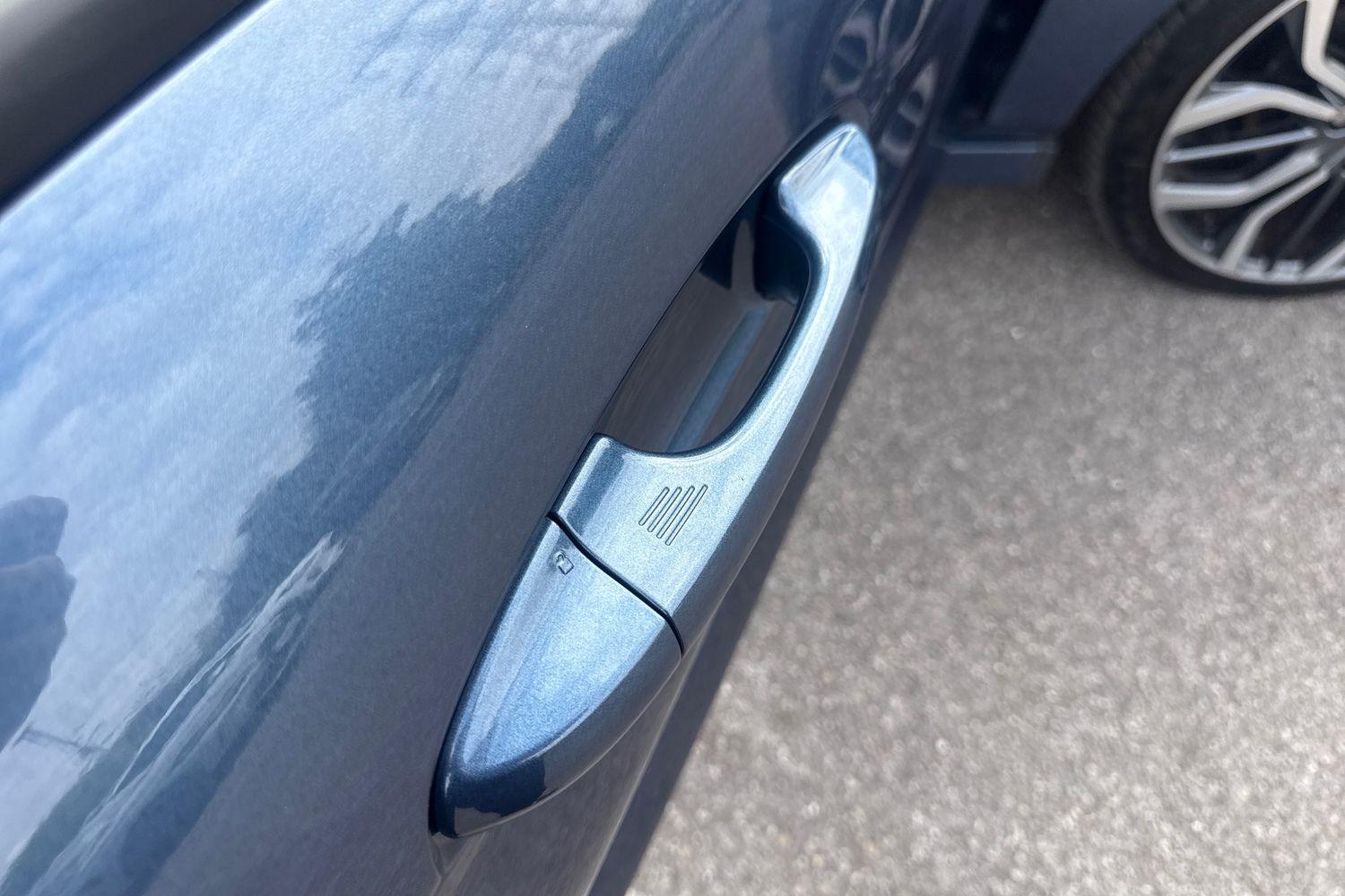 Ford FIESTA Photo 35