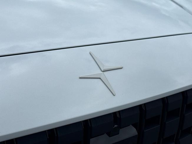 POLESTAR Polestar 2 Photo 21