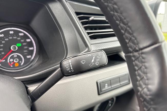 VOLKSWAGEN Transporter Photo 48