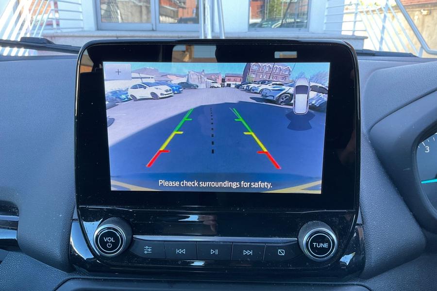 Ford ECOSPORT Photo autoimg-fd8adb5d1e1ee9276c5ac1d93bef16674d8278eb.jpg
