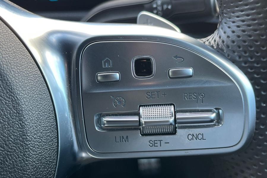 Mercedes-Benz CLA Photo autoimg-fd8c5944bd90dd9f2c478b7688492885b39482fd.jpg
