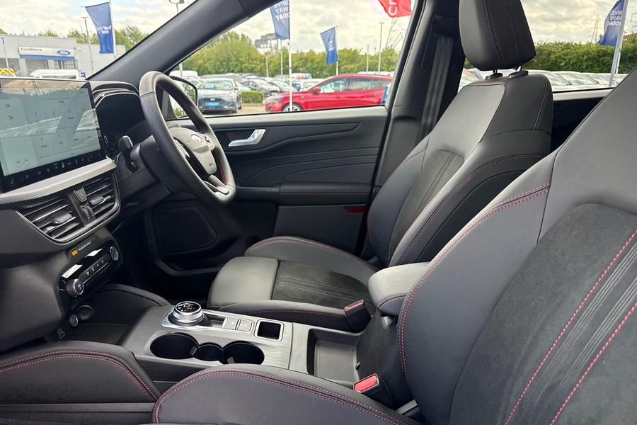 Ford KUGA Photo autoimg-fd8d03006ccaef1985a3181996dbc049002dfc50.jpg