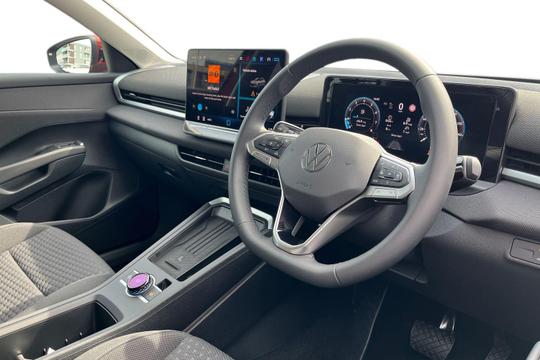 Volkswagen T-roc Photo autoimg-fd8da8da4d50e37aa61ef6bd76e9e15c98318930.jpg