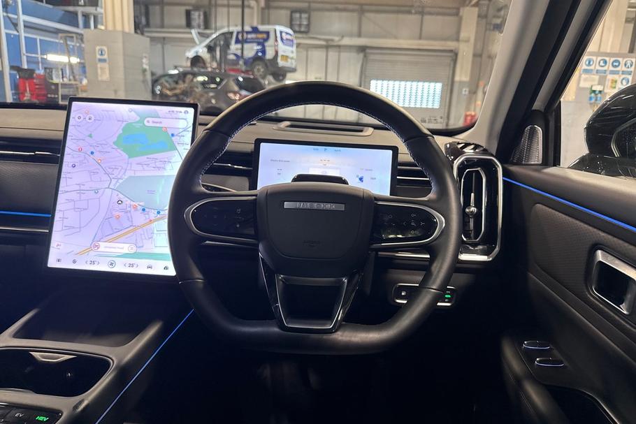 Used Jaecoo 7 B25OMS 12