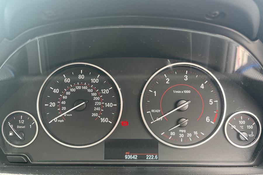 BMW 3 SERIES Photo autoimg-fd92c8eea78d7f5fb30bb5ca4601304e4881df21.jpg