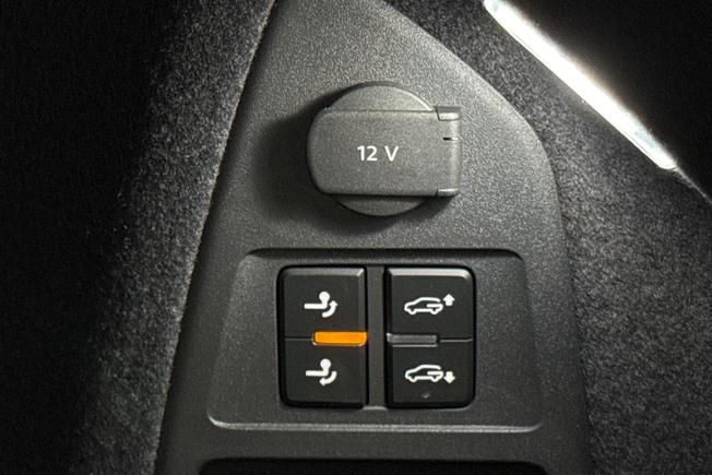 Volkswagen Touareg Photo 31