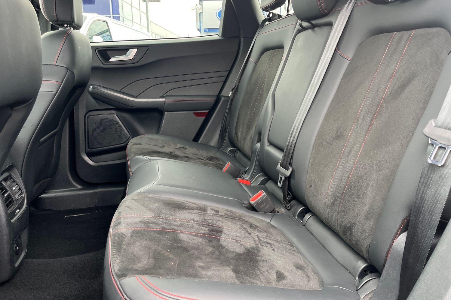 Ford KUGA Photo 19