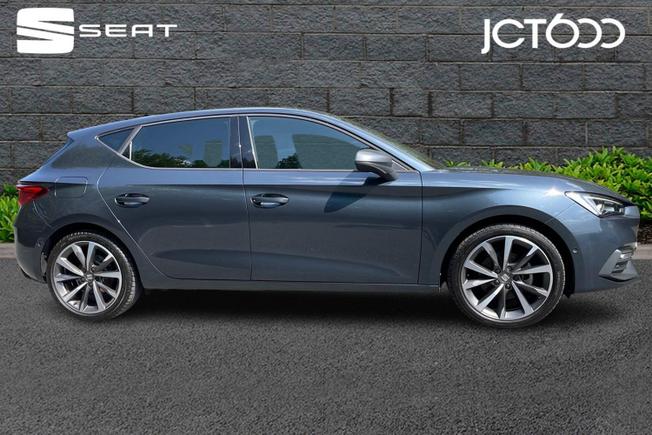 SEAT Leon Photo 4
