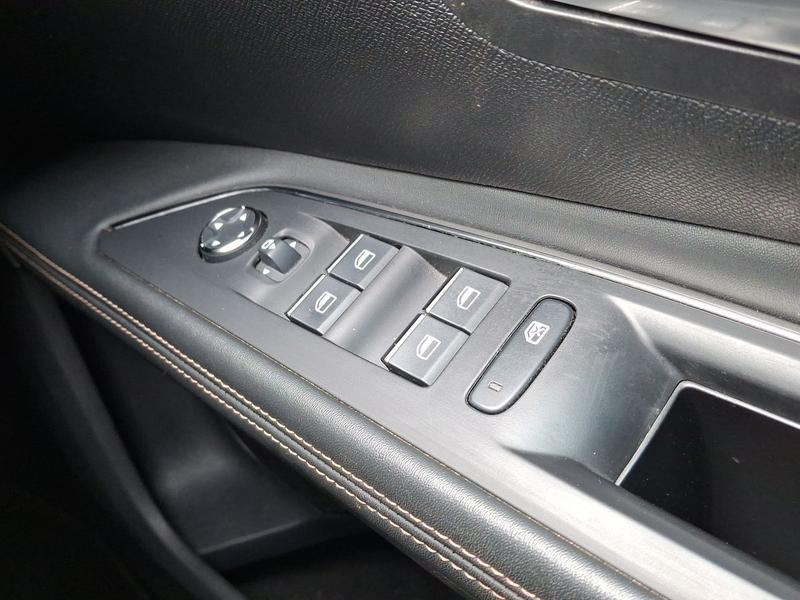 Used Peugeot 5008 DE21CPU 24