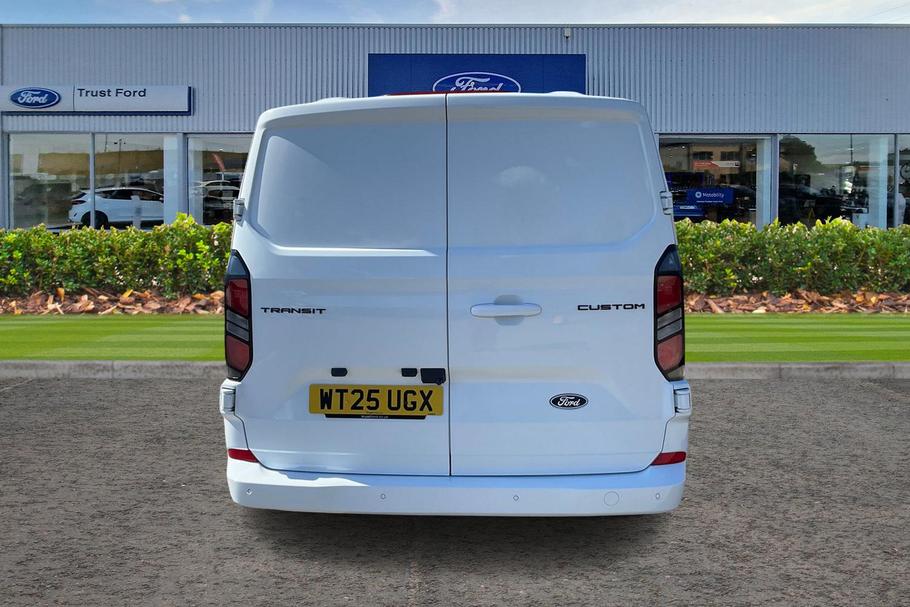 Used FORD TRANSIT CUSTOM WT25UGX 12
