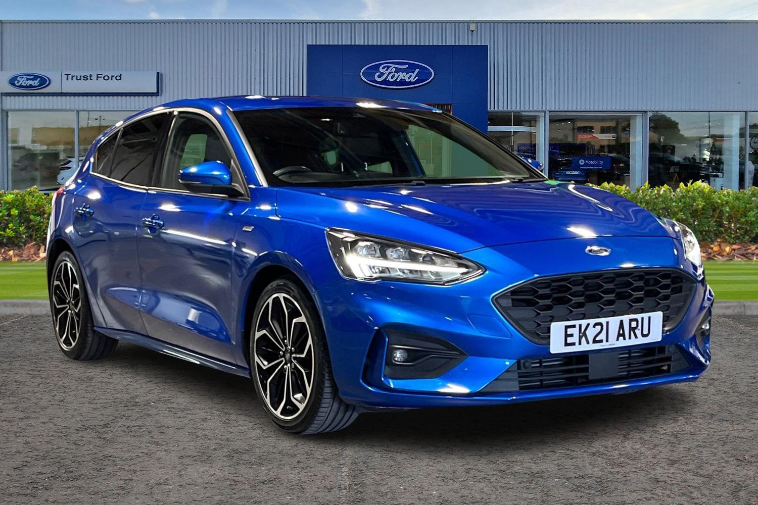 Ford Focus Photo 0