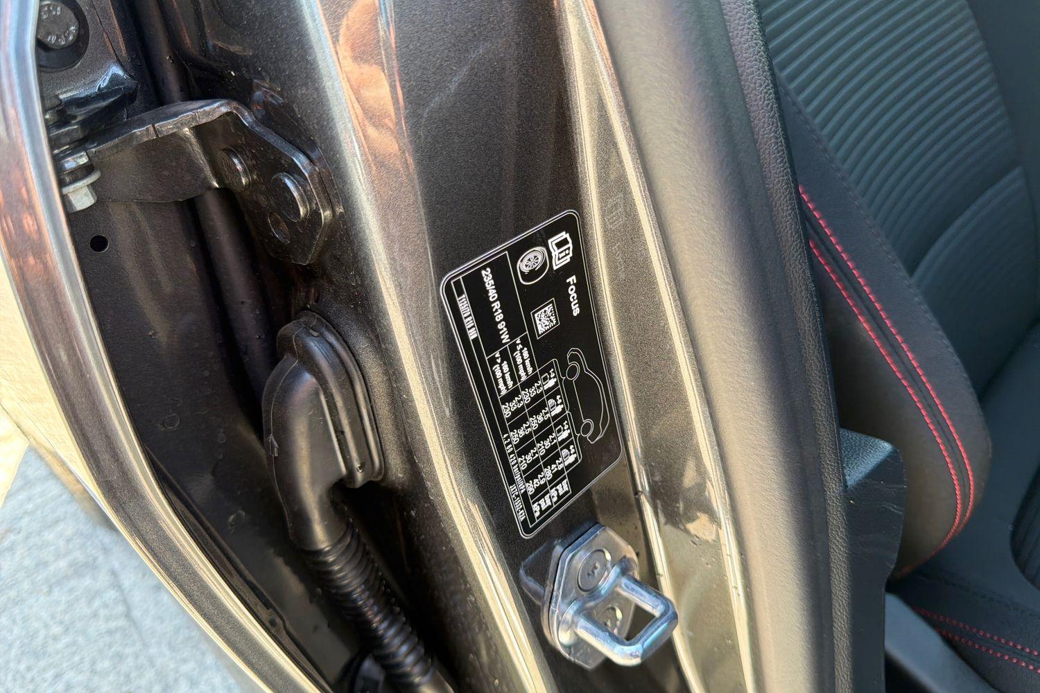 Ford Focus Photo 37
