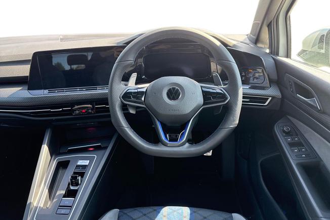 VOLKSWAGEN Golf Photo 11