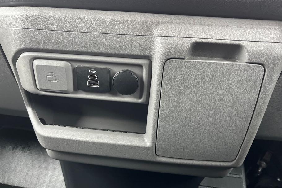 Used Ford TRANSIT CUSTOM YC25MBV 15
