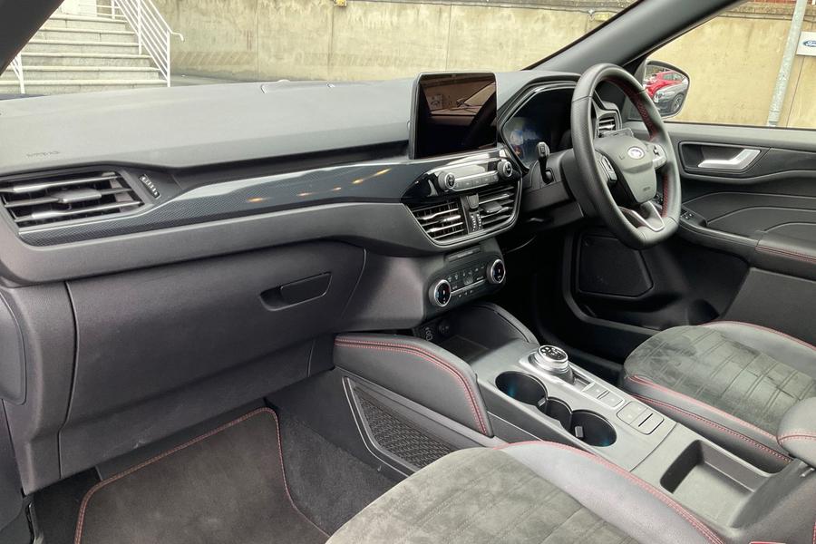 Ford KUGA Photo autoimg-fda9f67580353320bacb435a39418bd4bd945041.jpg