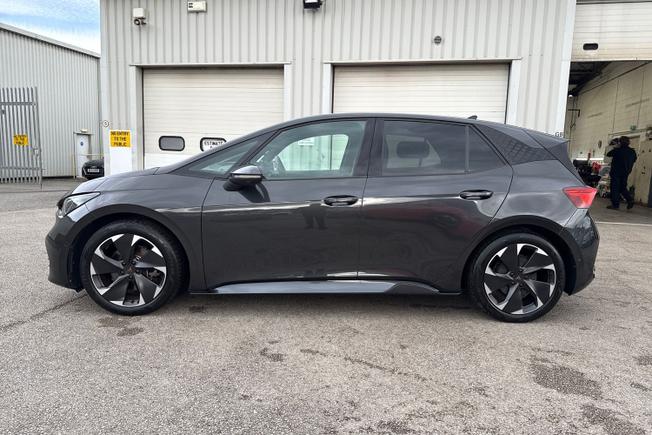 CUPRA BORN Photo 26