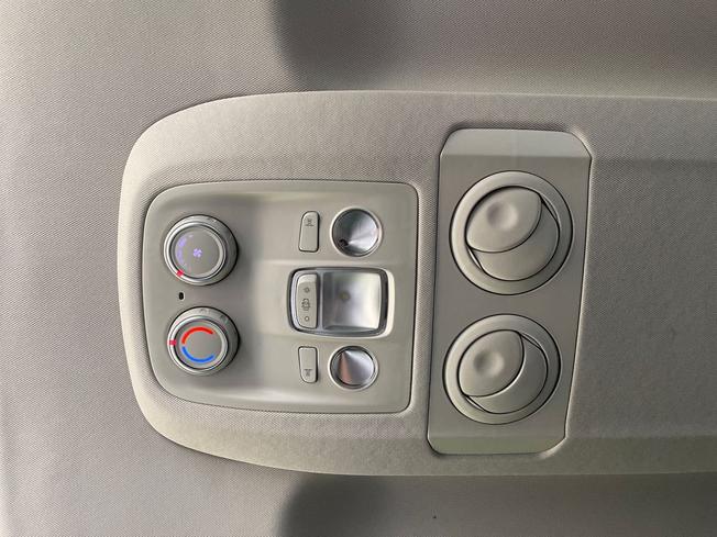 VAUXHALL Vivaro Life Electric Photo 53