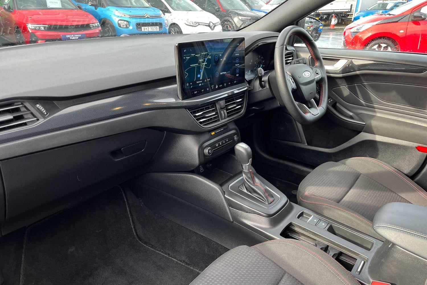 Ford FOCUS Photo 17