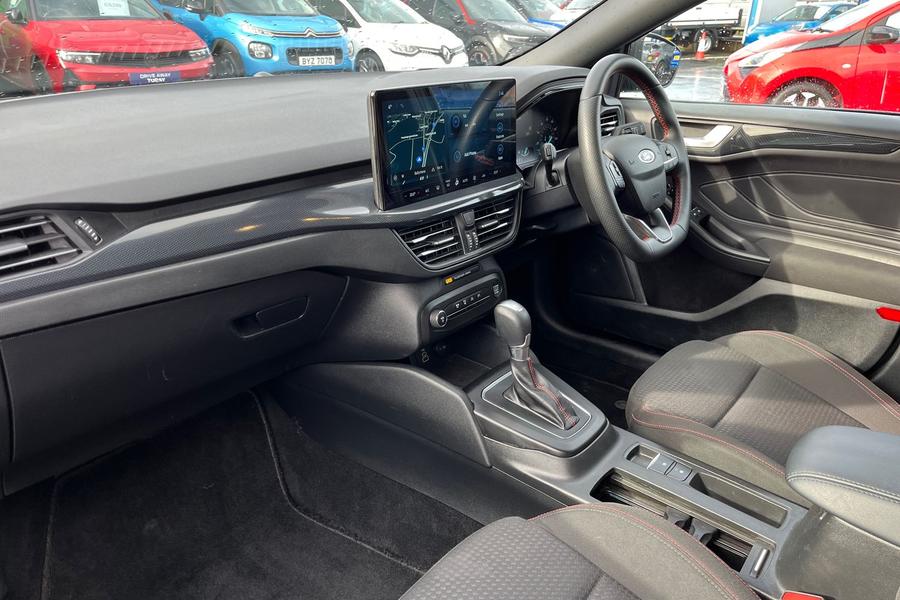 Ford FOCUS Photo autoimg-fdb798d4b44b51922909031f6fc4d6f843279269.jpg