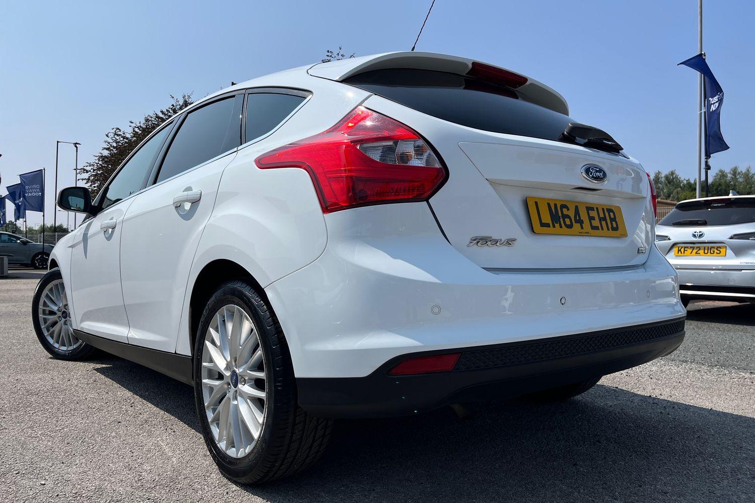 Ford Focus Photo 37