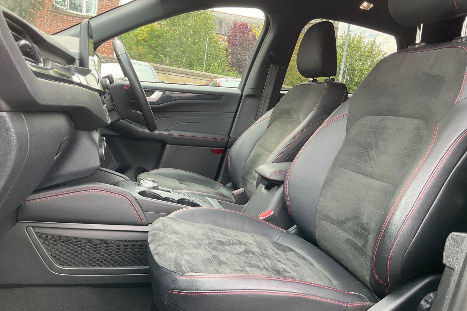 Ford Kuga Photo 18