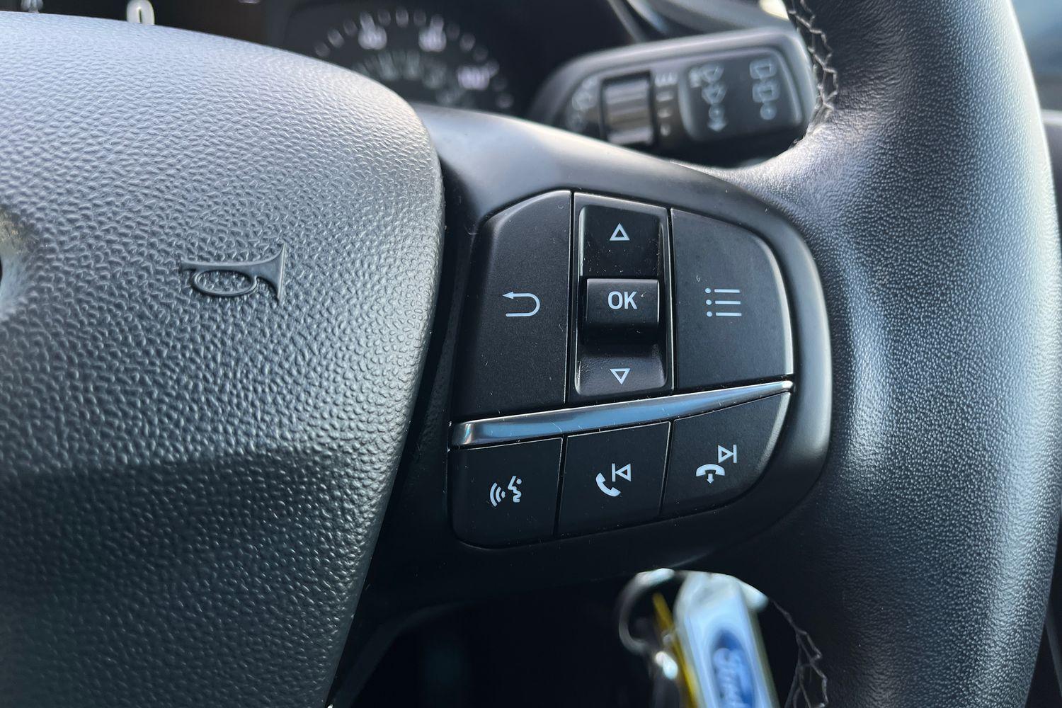 Ford FIESTA Photo 27