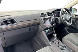 Volkswagen Tiguan Allspace Photo 2