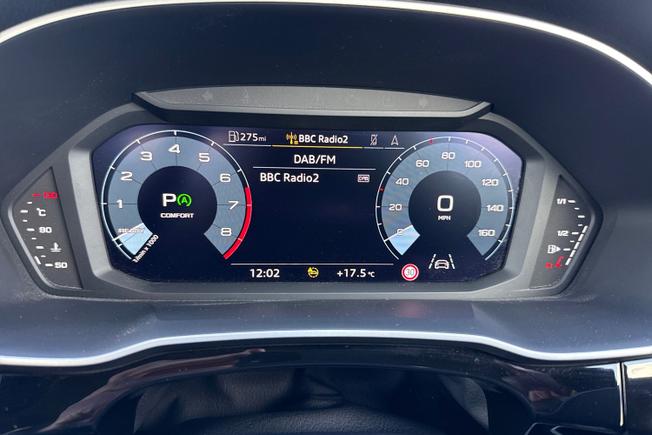 Audi Q3 Photo 15