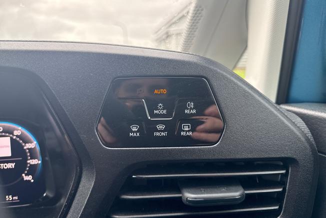 VOLKSWAGEN Caddy Photo 30