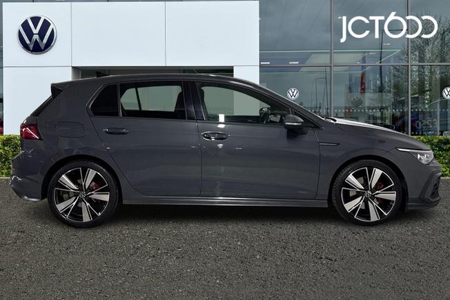VOLKSWAGEN Golf Photo 4