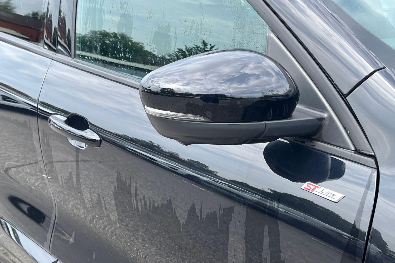 Ford KUGA Photo 28
