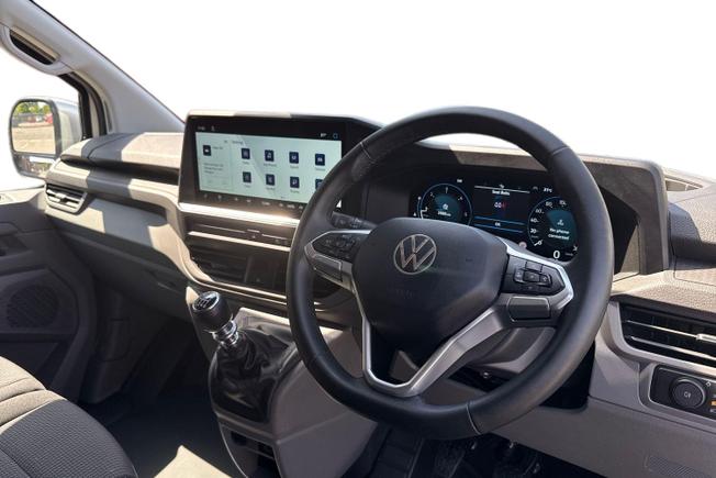 VOLKSWAGEN Transporter Photo 6