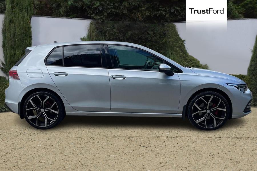Volkswagen GOLF Photo autoimg-fdc28fce935acf412509964899bfd9220b6a433e.jpg