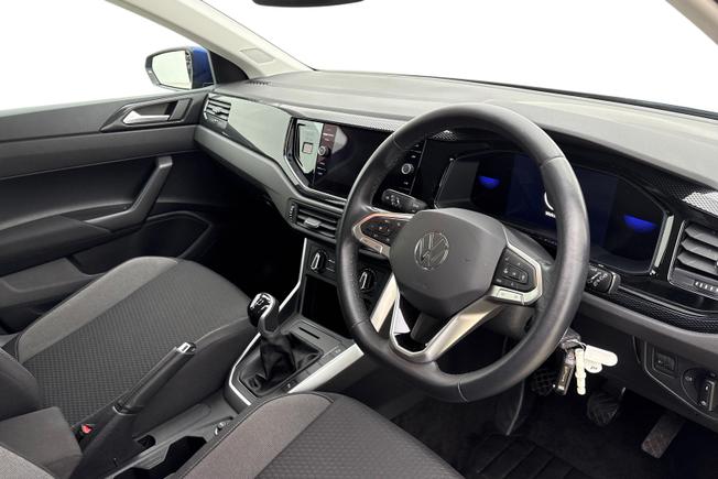 VOLKSWAGEN Polo Photo 6