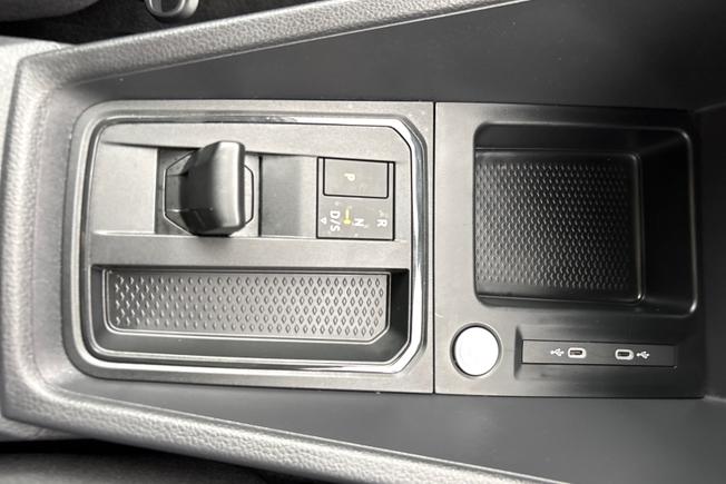 VOLKSWAGEN Caddy Maxi Photo 22