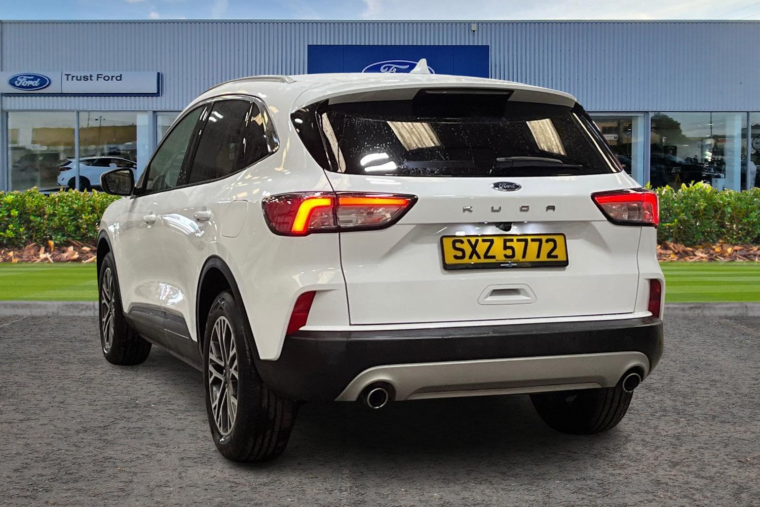 Ford KUGA Photo 1