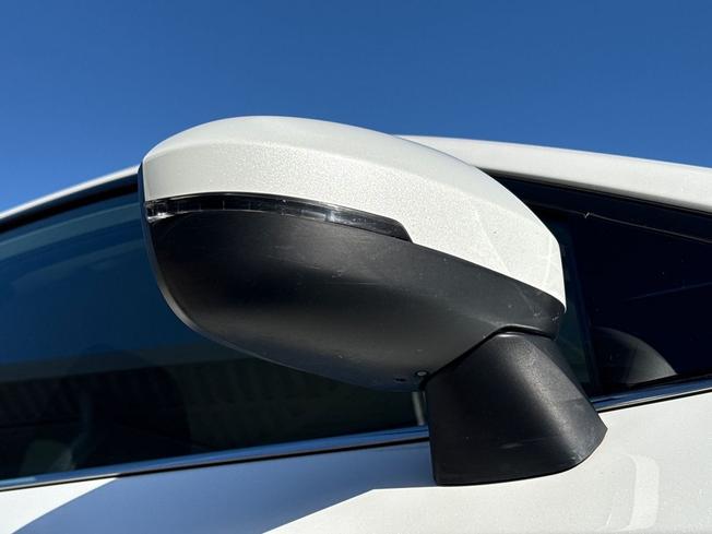 NISSAN Qashqai Photo 26