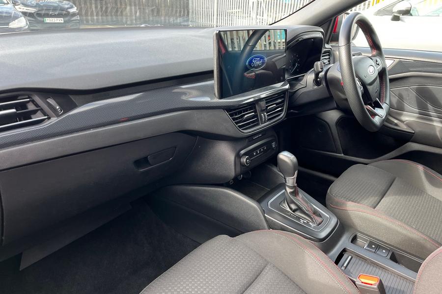 Ford FOCUS Photo autoimg-fdcfc5073da68a8112d43204f6c177ed7017754c.jpg