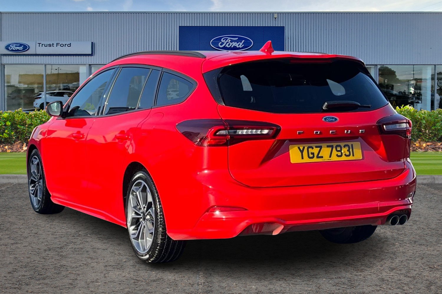 Ford FOCUS Photo 1