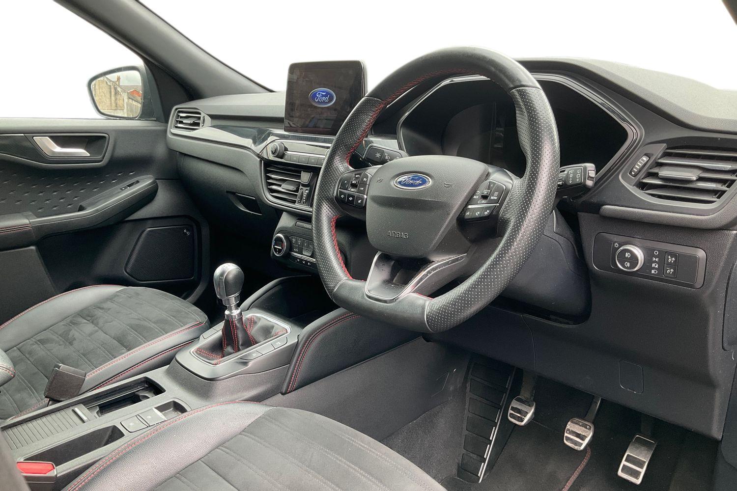 Ford KUGA Photo 8