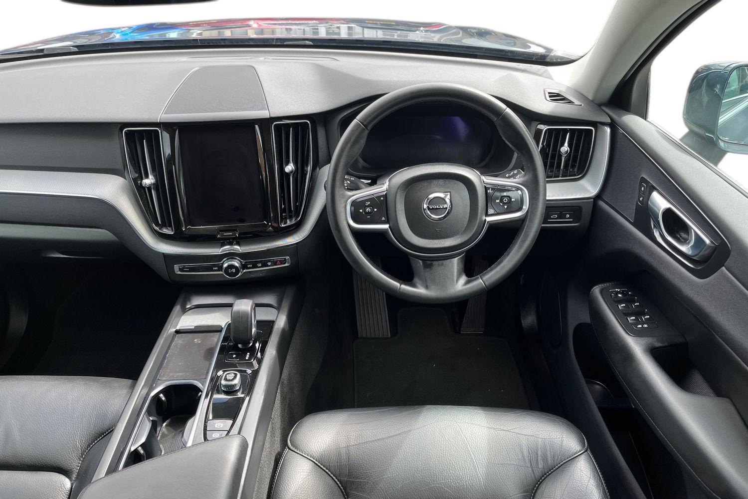 Volvo XC60 Photo 10