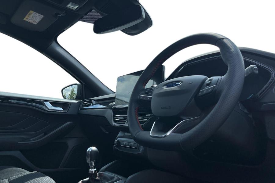 Ford Focus Photo autoimg-fddcac09ccee1fdce40cc8488d1b0d98598d28e6.jpg
