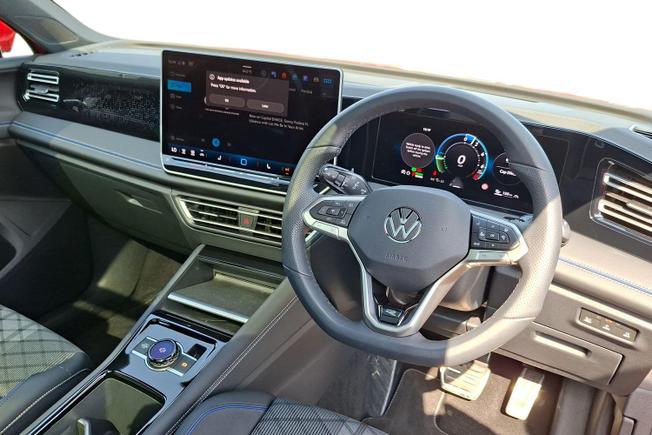 VOLKSWAGEN Tiguan Photo 6