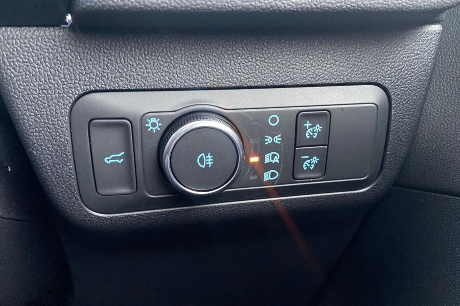 Ford KUGA Photo autoimg-fde08c118062d9096d4b6daaac7cb979c26e85eb.jpg