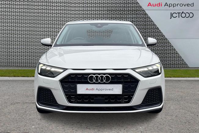 AUDI A1 Photo 8